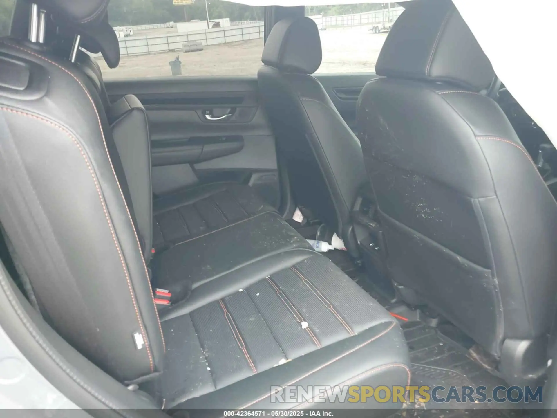 8 Photograph of a damaged car 7FARS5H88SE026749 HONDA CR-V HYBRID 2025