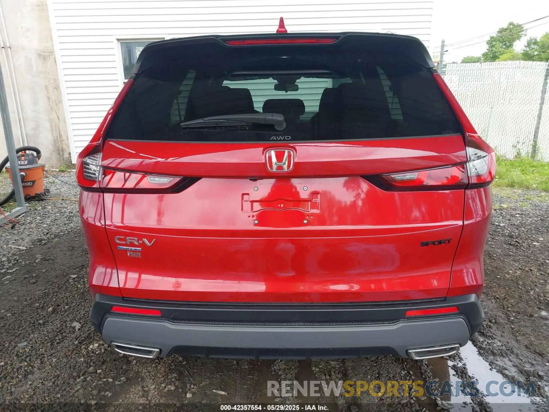 17 Photograph of a damaged car 7FARS6H55SE078223 HONDA CR-V HYBRID 2025
