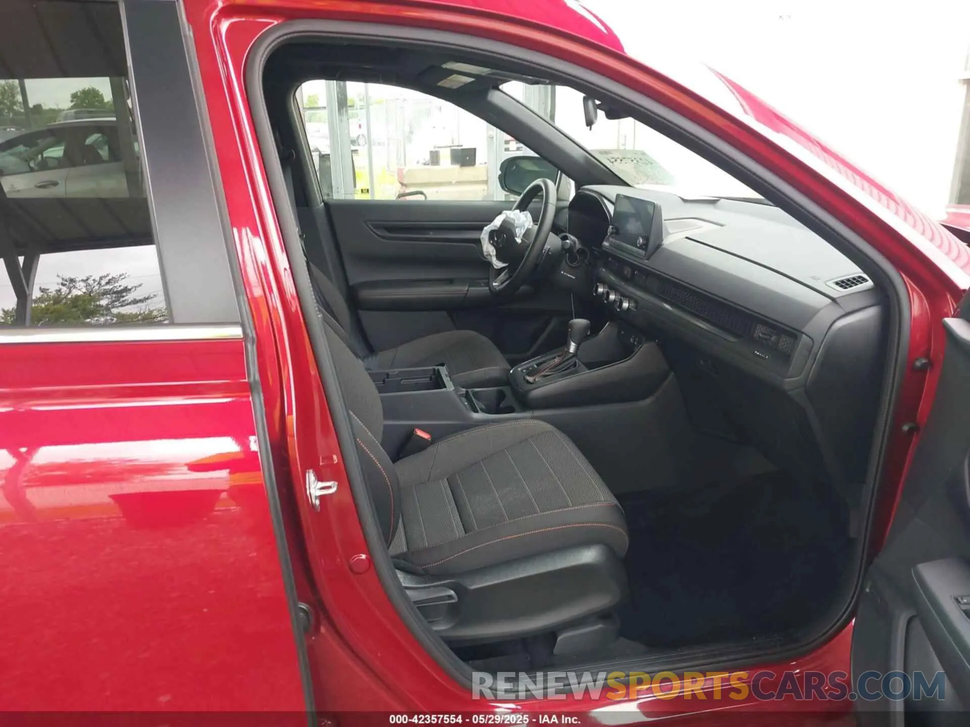 5 Photograph of a damaged car 7FARS6H55SE078223 HONDA CR-V HYBRID 2025