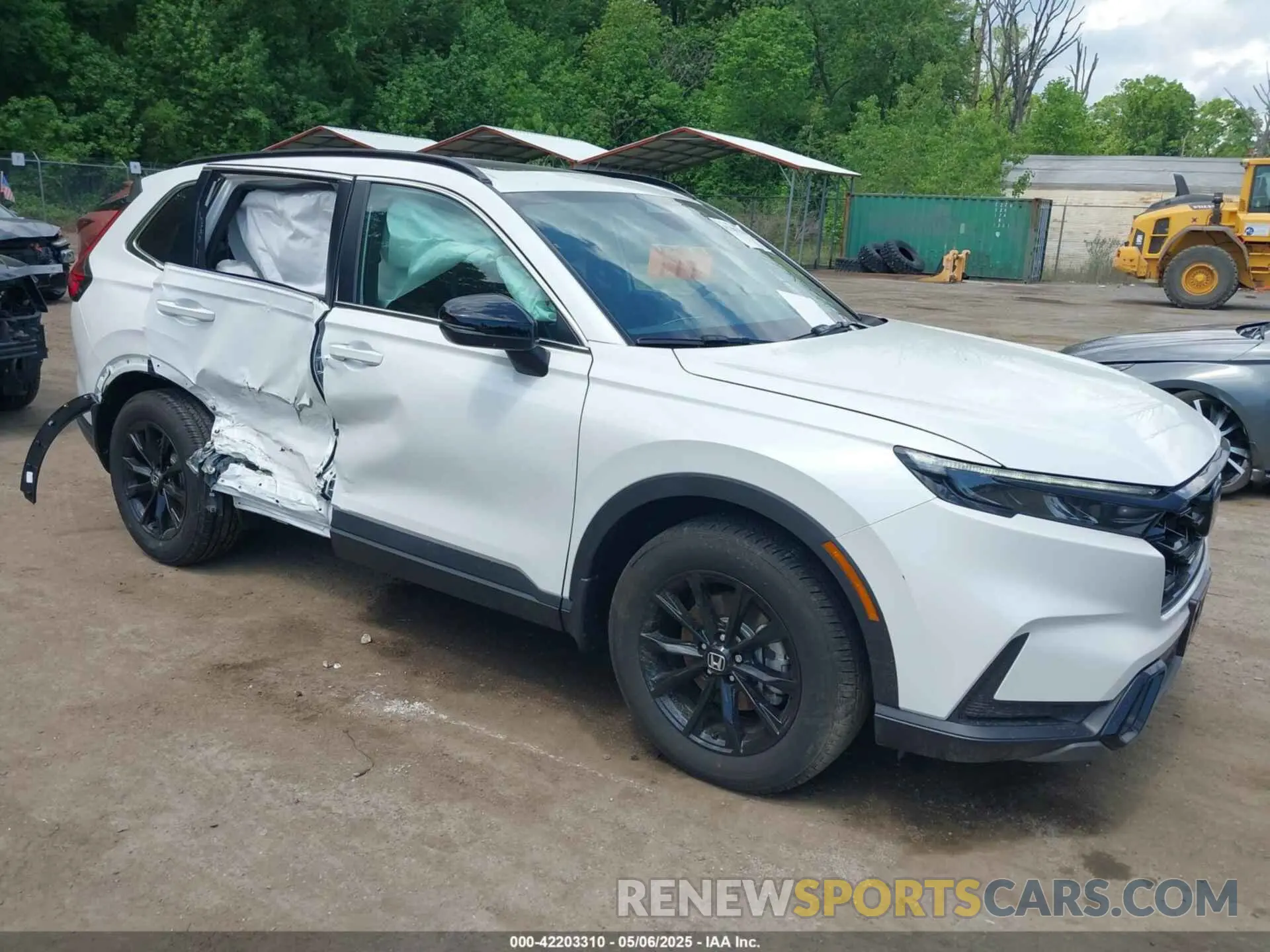 1 Photograph of a damaged car 7FARS6H80SE002516 HONDA CR-V HYBRID 2025