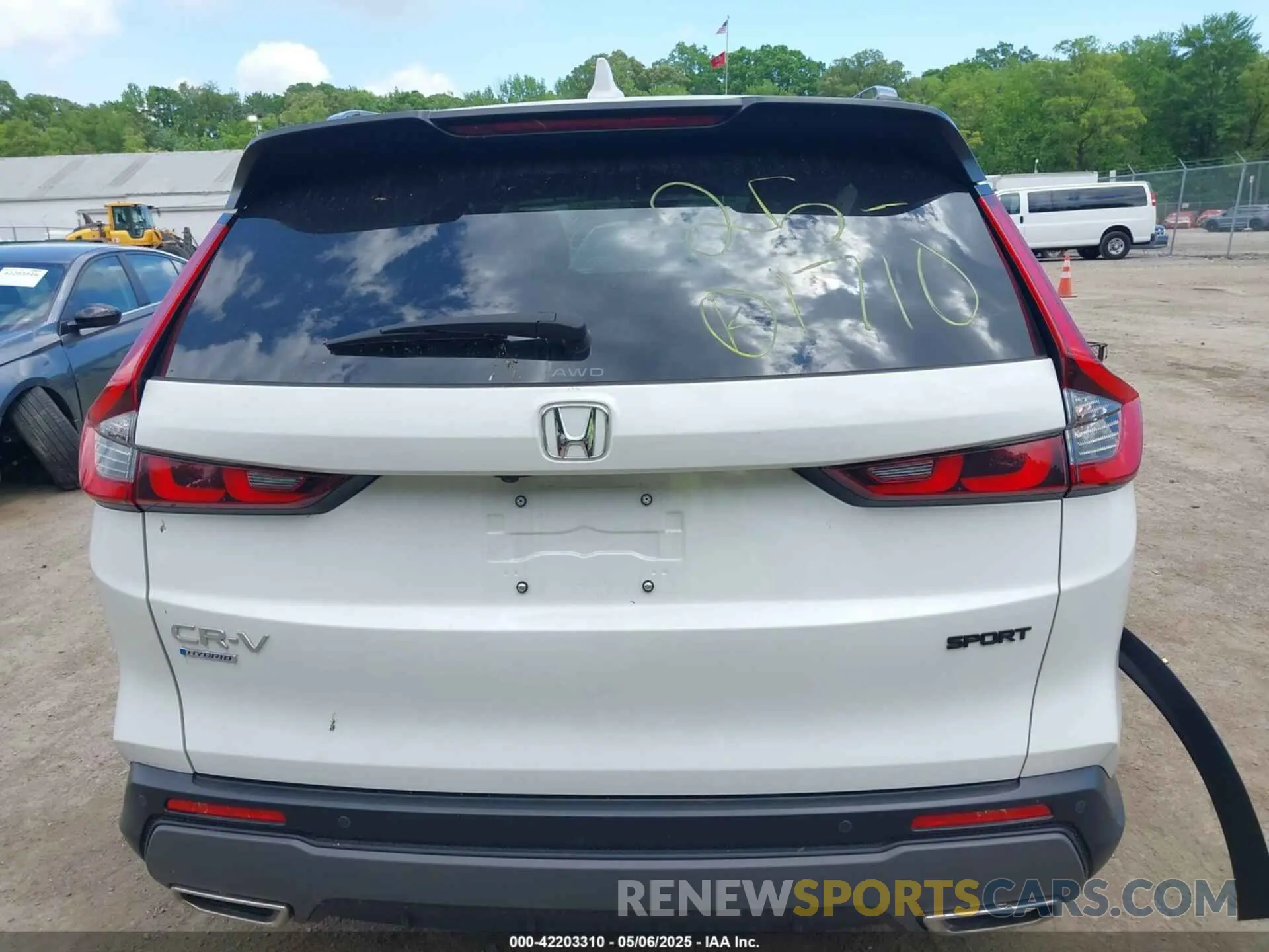 16 Photograph of a damaged car 7FARS6H80SE002516 HONDA CR-V HYBRID 2025