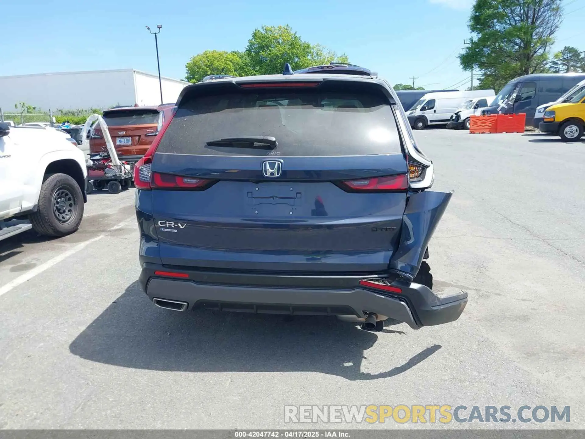16 Photograph of a damaged car 7FARS6H81SE009457 HONDA CR-V HYBRID 2025