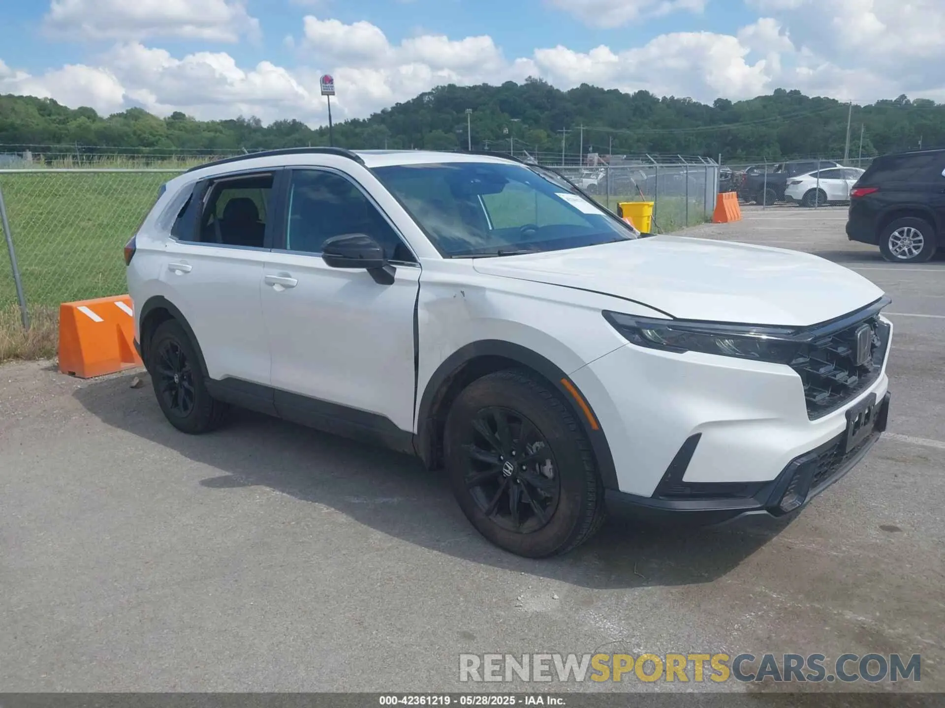 1 Photograph of a damaged car 7FARS6H81SE020863 HONDA CR-V HYBRID 2025