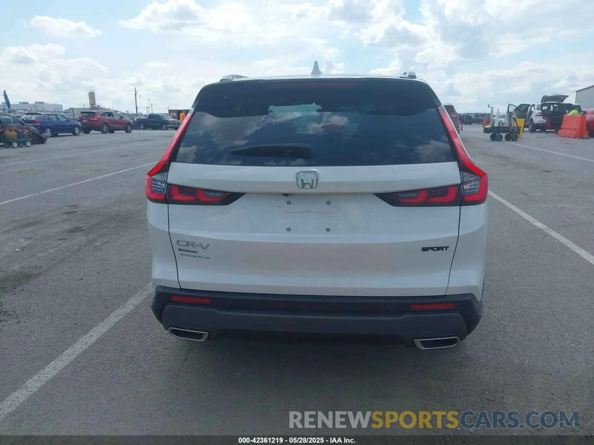 16 Photograph of a damaged car 7FARS6H81SE020863 HONDA CR-V HYBRID 2025