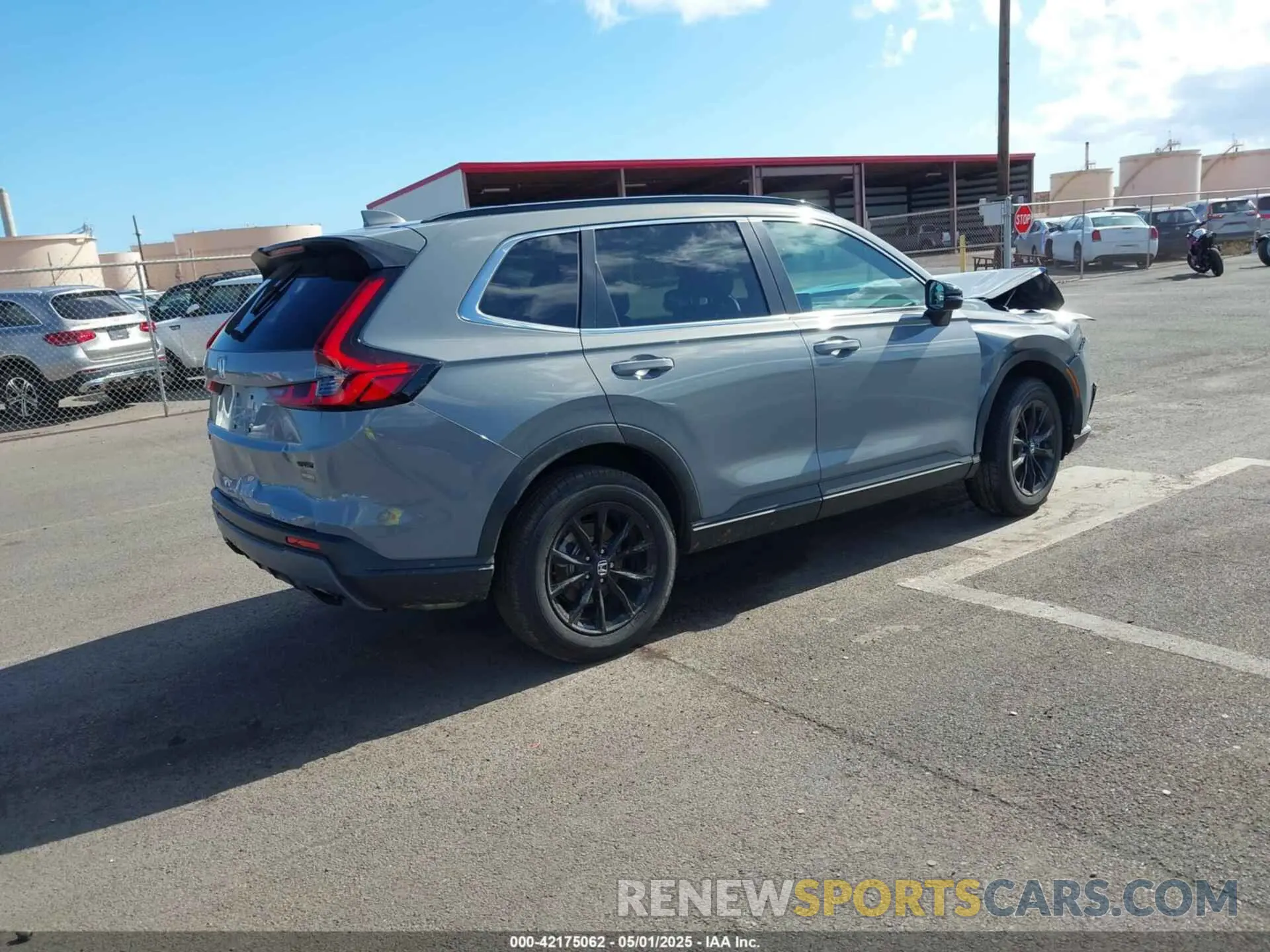 4 Photograph of a damaged car 7FARS6H82SE072518 HONDA CR-V HYBRID 2025
