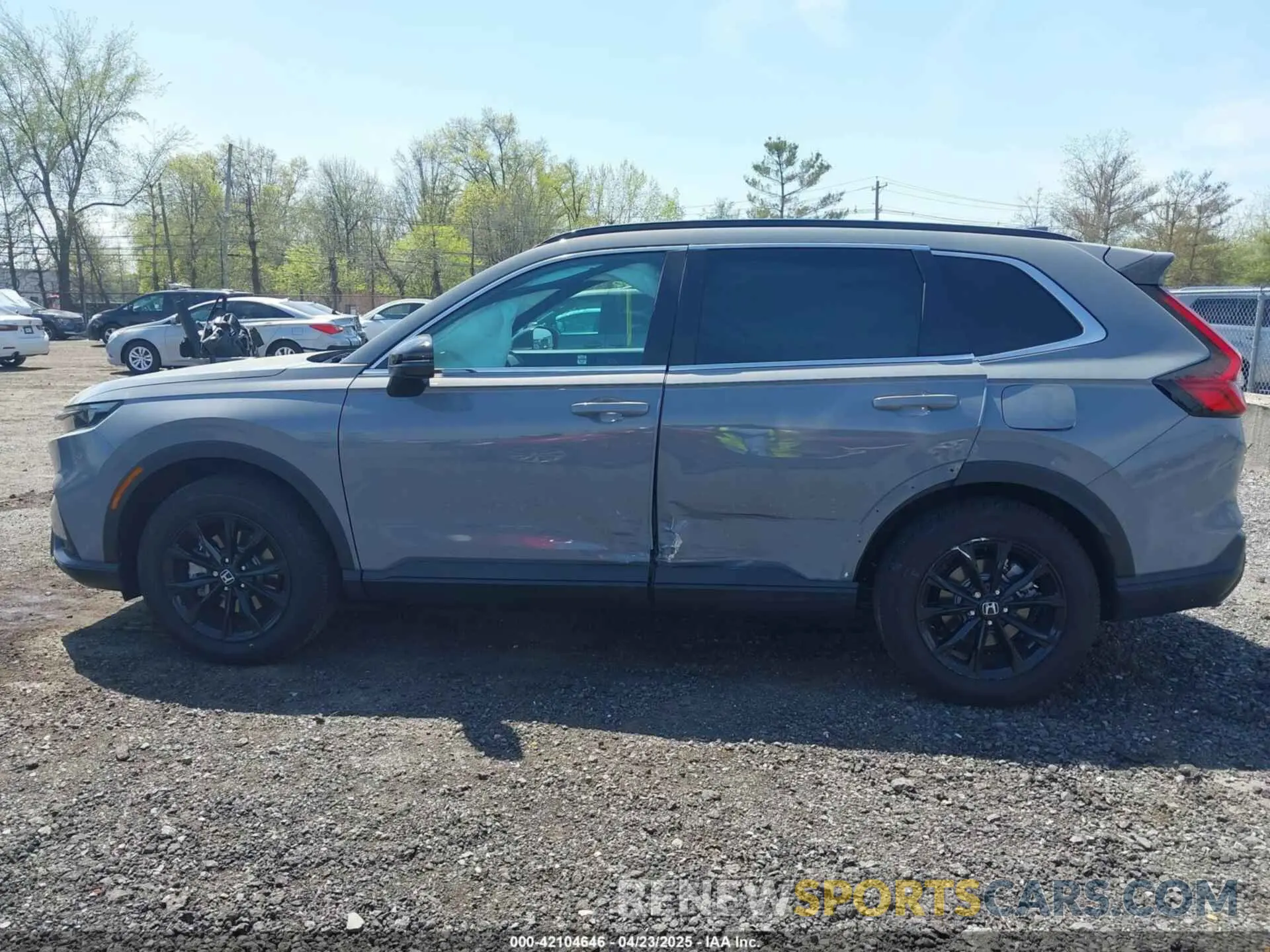 14 Photograph of a damaged car 7FARS6H84SE022204 HONDA CR-V HYBRID 2025