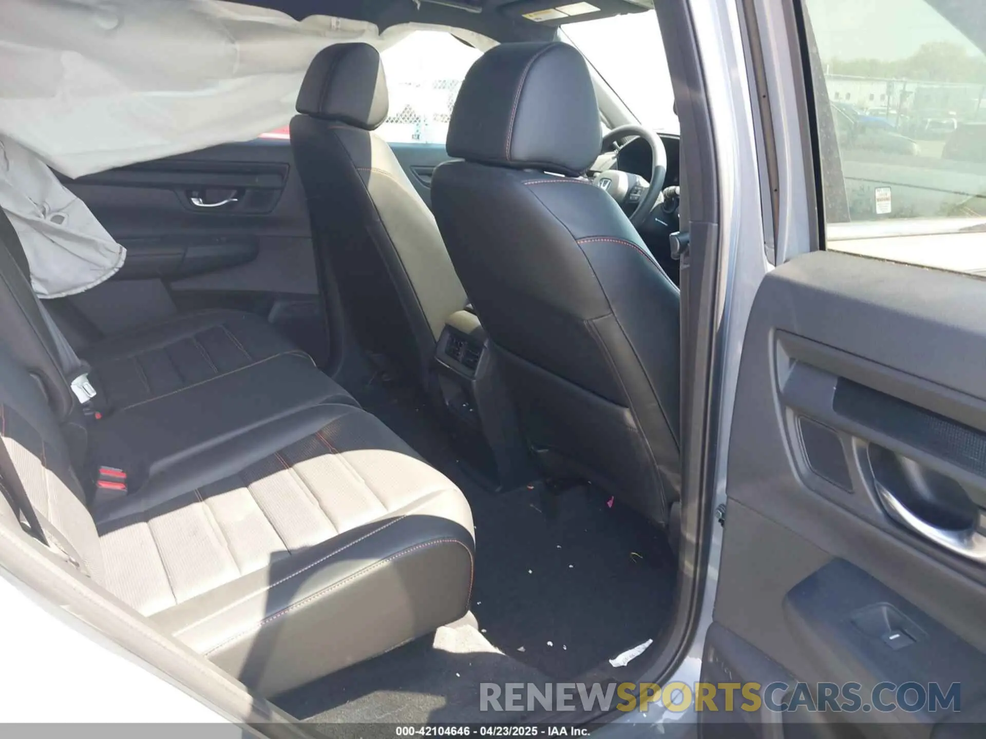 8 Photograph of a damaged car 7FARS6H84SE022204 HONDA CR-V HYBRID 2025