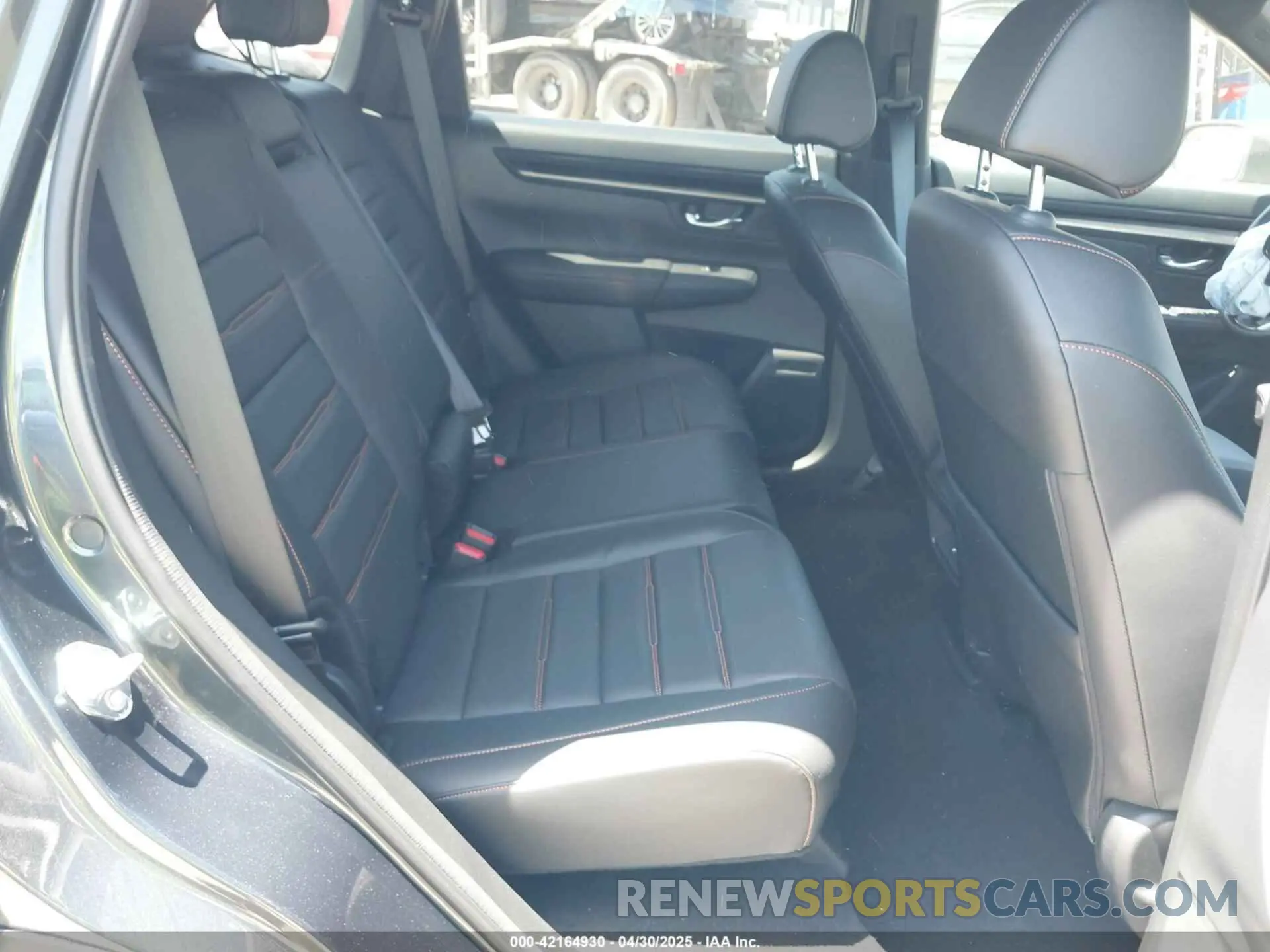 8 Photograph of a damaged car 7FARS6H85SE028187 HONDA CR-V HYBRID 2025