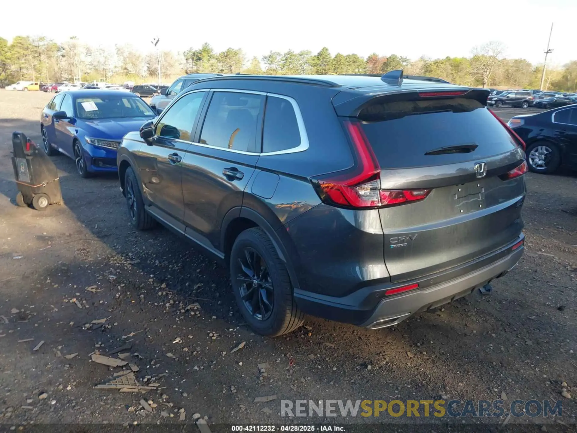 3 Photograph of a damaged car 7FARS6H85SE028321 HONDA CR-V HYBRID 2025