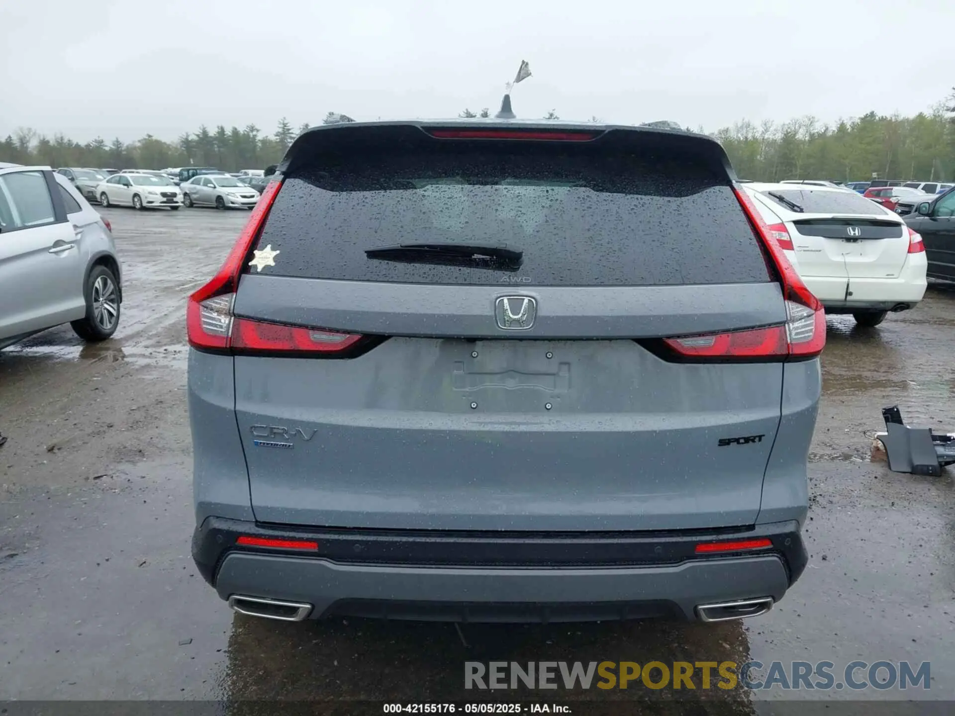 17 Photograph of a damaged car 7FARS6H85SE035382 HONDA CR-V HYBRID 2025