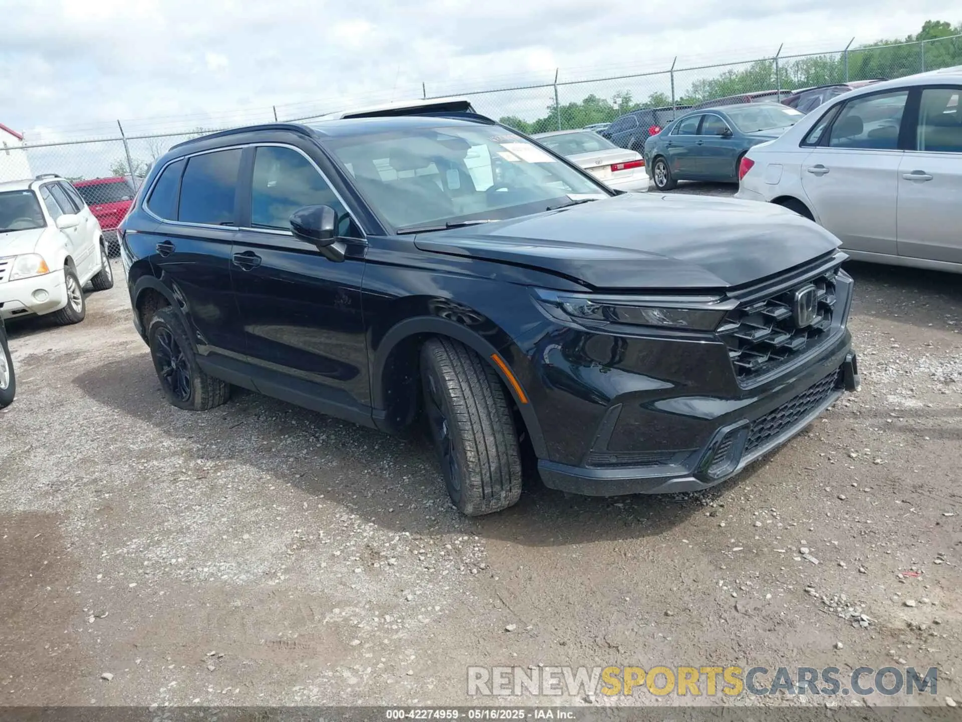 1 Photograph of a damaged car 7FARS6H86SE039876 HONDA CR-V HYBRID 2025