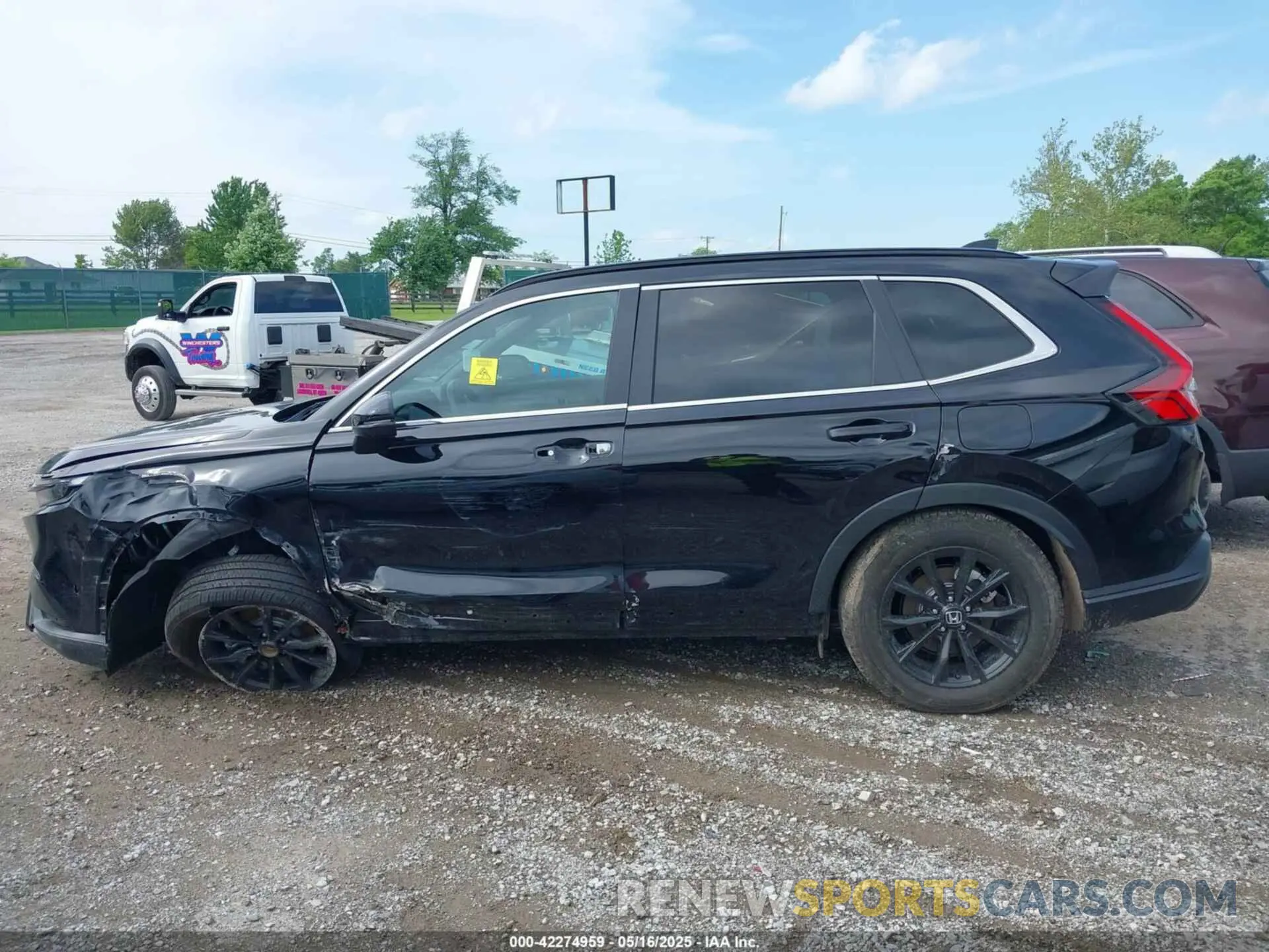 14 Photograph of a damaged car 7FARS6H86SE039876 HONDA CR-V HYBRID 2025