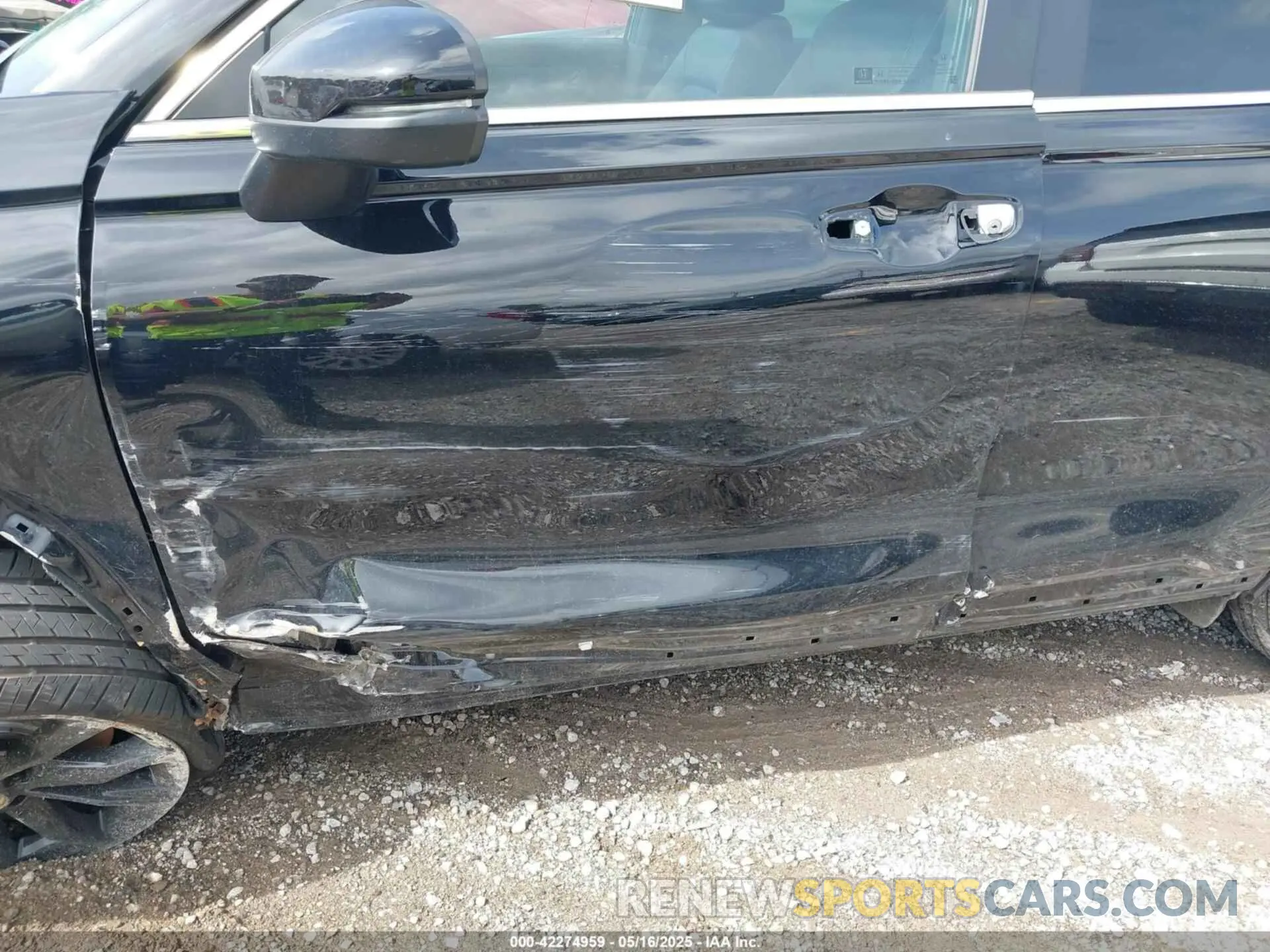 17 Photograph of a damaged car 7FARS6H86SE039876 HONDA CR-V HYBRID 2025