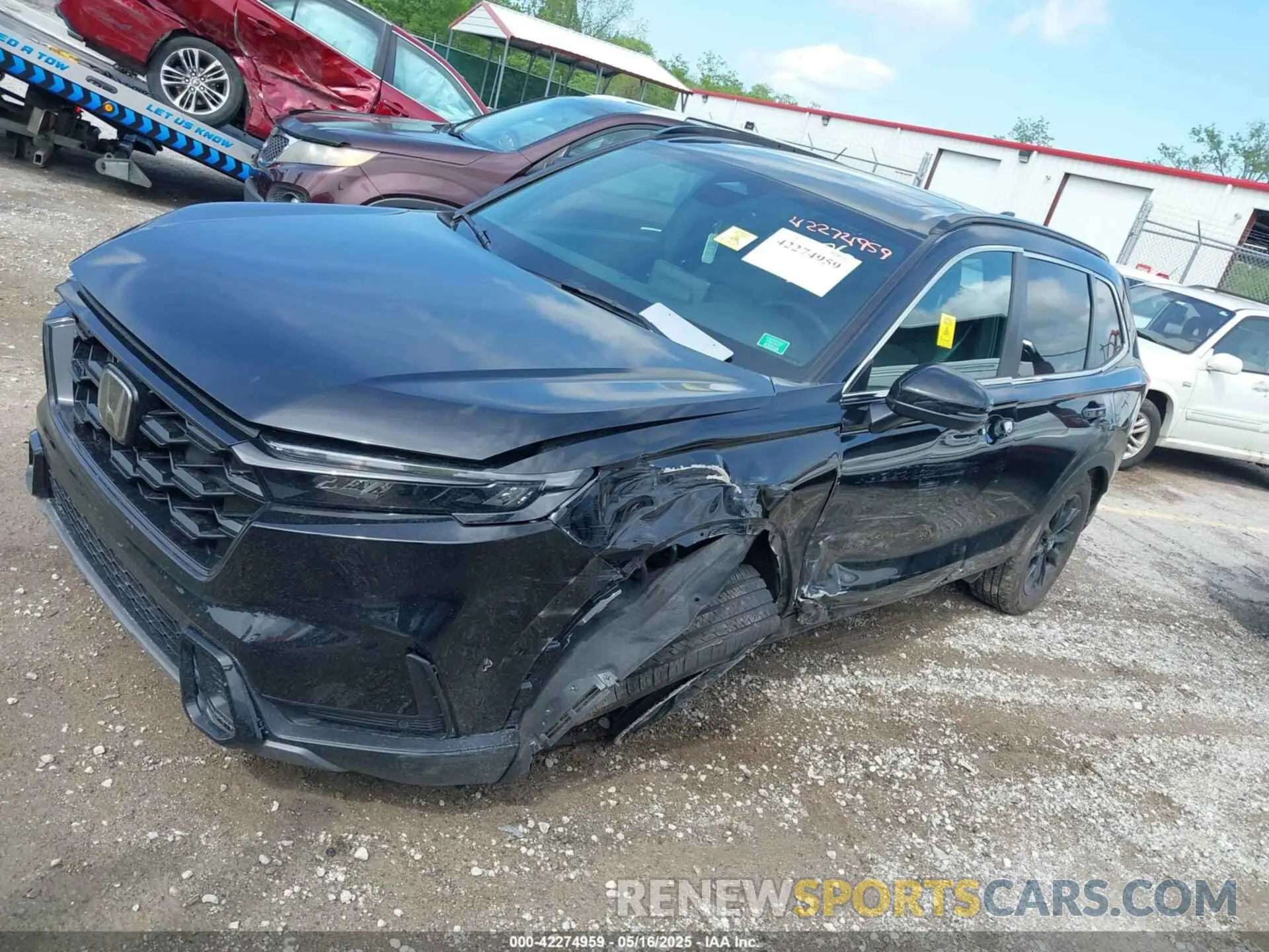 2 Photograph of a damaged car 7FARS6H86SE039876 HONDA CR-V HYBRID 2025