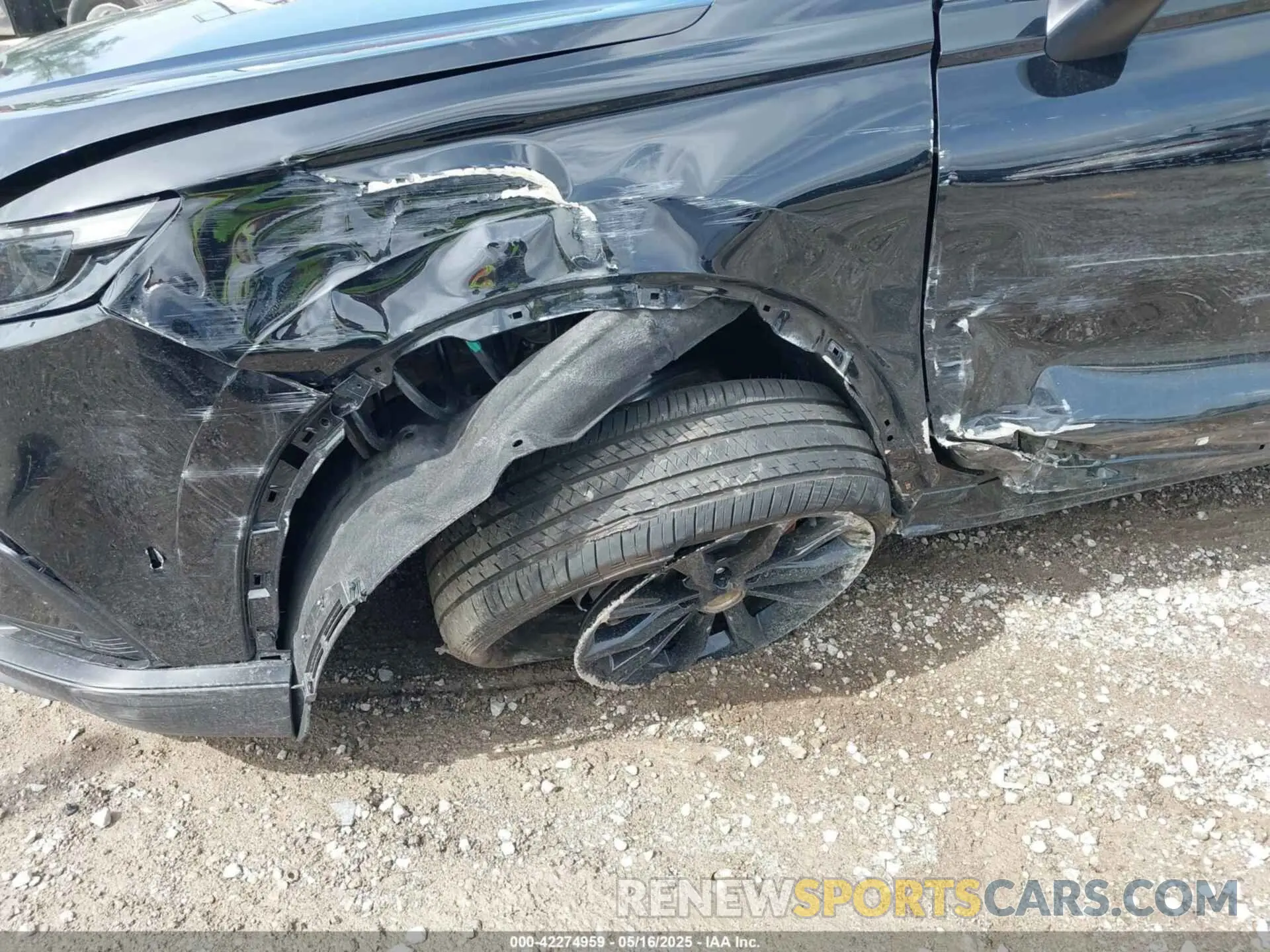 6 Photograph of a damaged car 7FARS6H86SE039876 HONDA CR-V HYBRID 2025