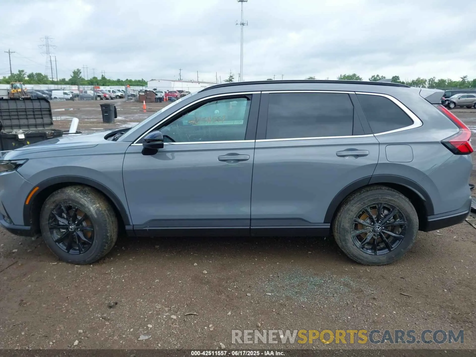 14 Photograph of a damaged car 7FARS6H86SE073414 HONDA CR-V HYBRID 2025