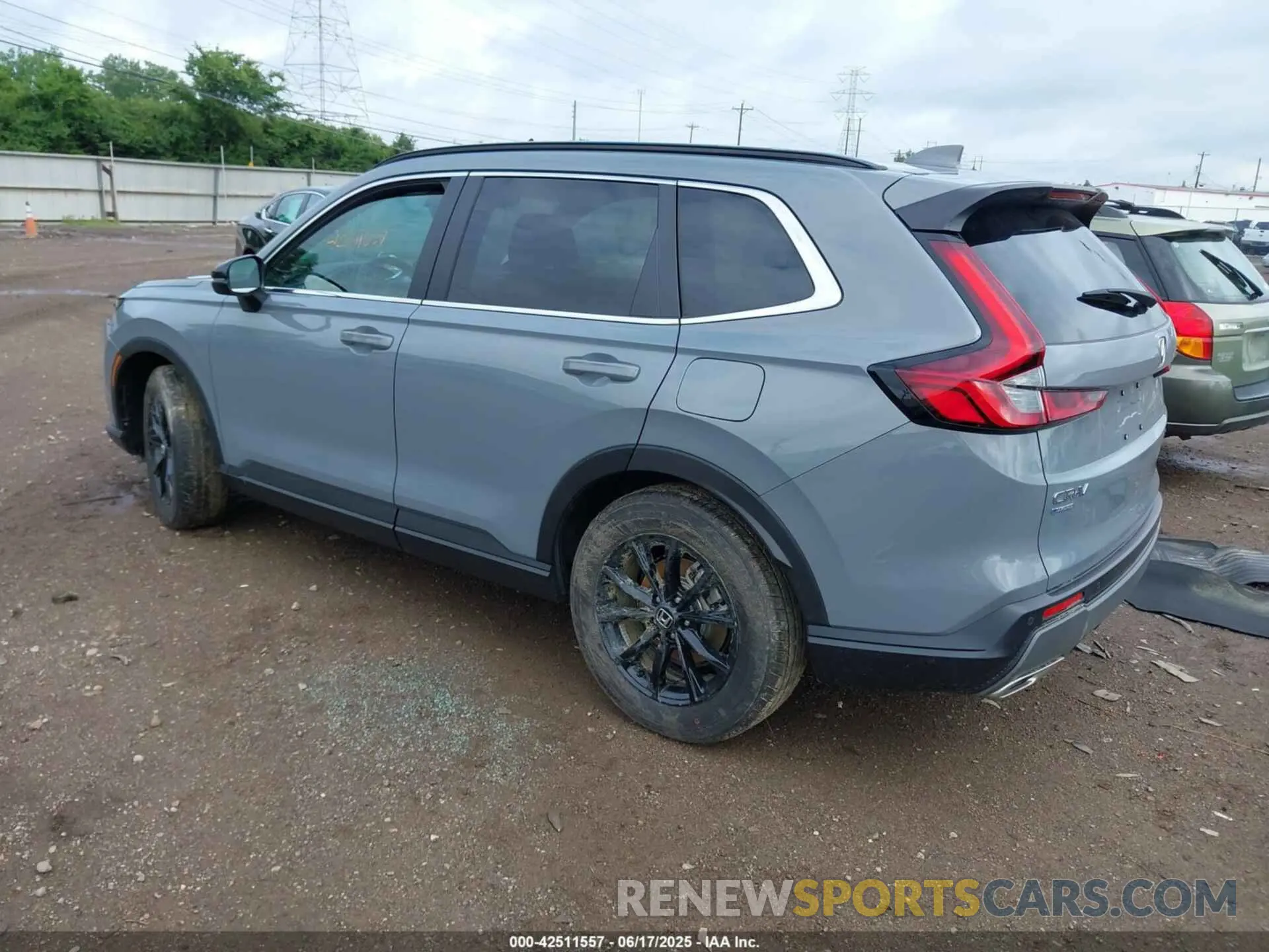3 Photograph of a damaged car 7FARS6H86SE073414 HONDA CR-V HYBRID 2025