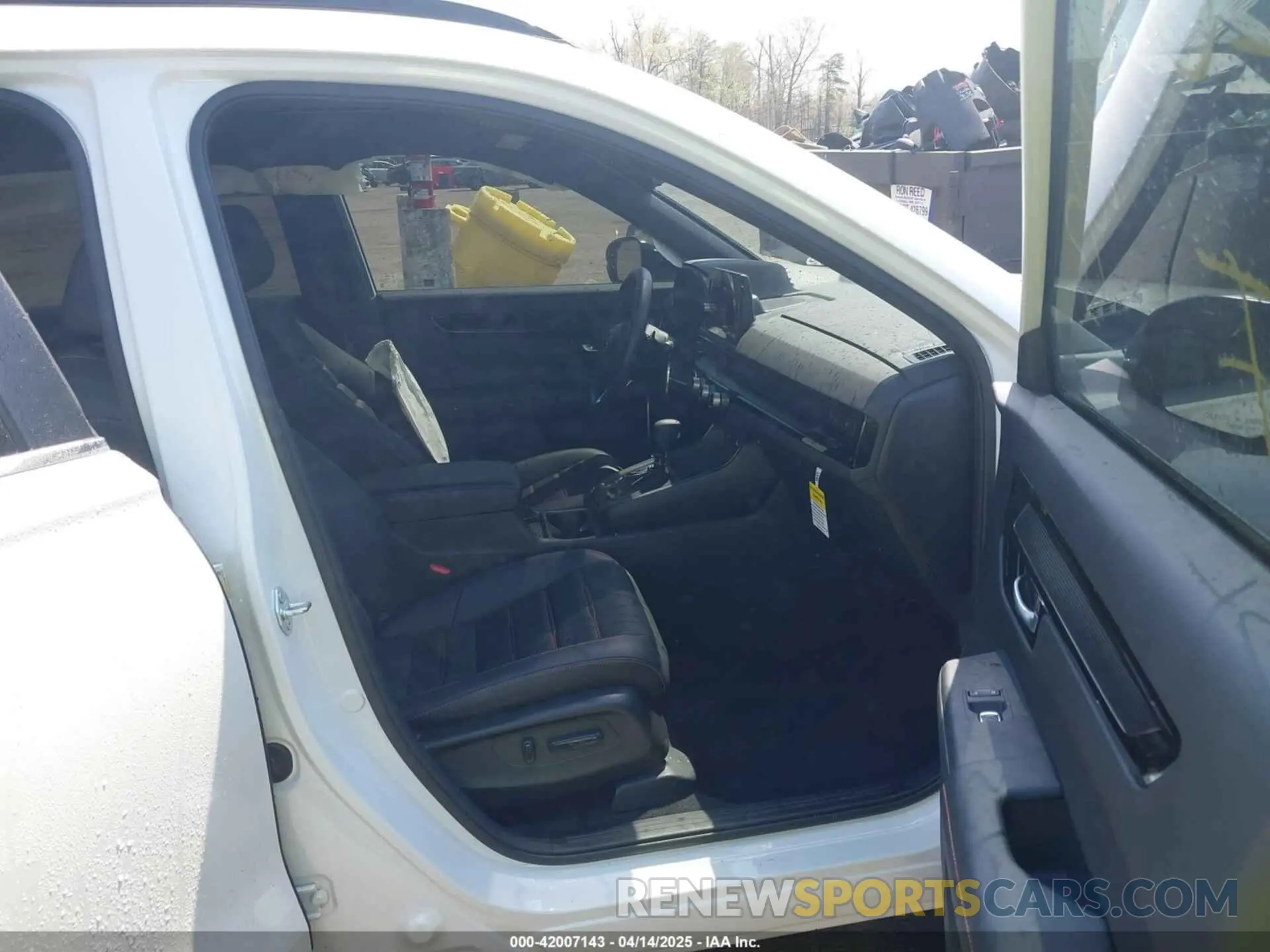 5 Photograph of a damaged car 7FARS6H90SE012794 HONDA CR-V HYBRID 2025