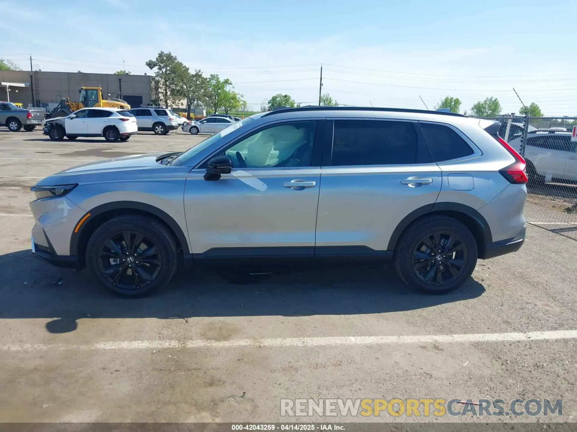 14 Photograph of a damaged car 7FARS6H91SE052754 HONDA CR-V HYBRID 2025