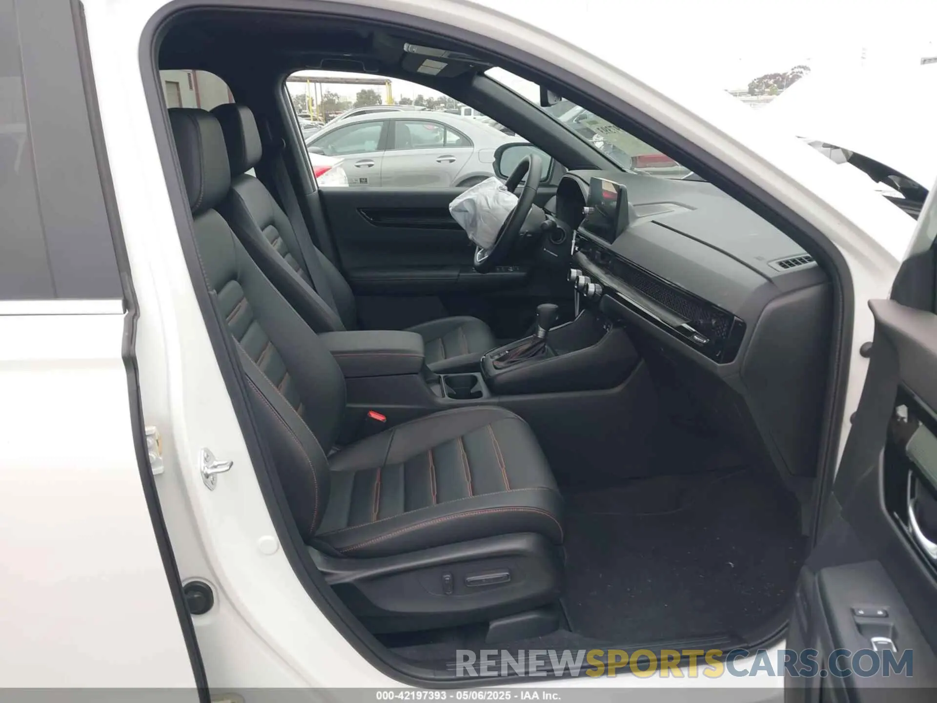 5 Photograph of a damaged car 7FARS6H92SE070101 HONDA CR-V HYBRID 2025