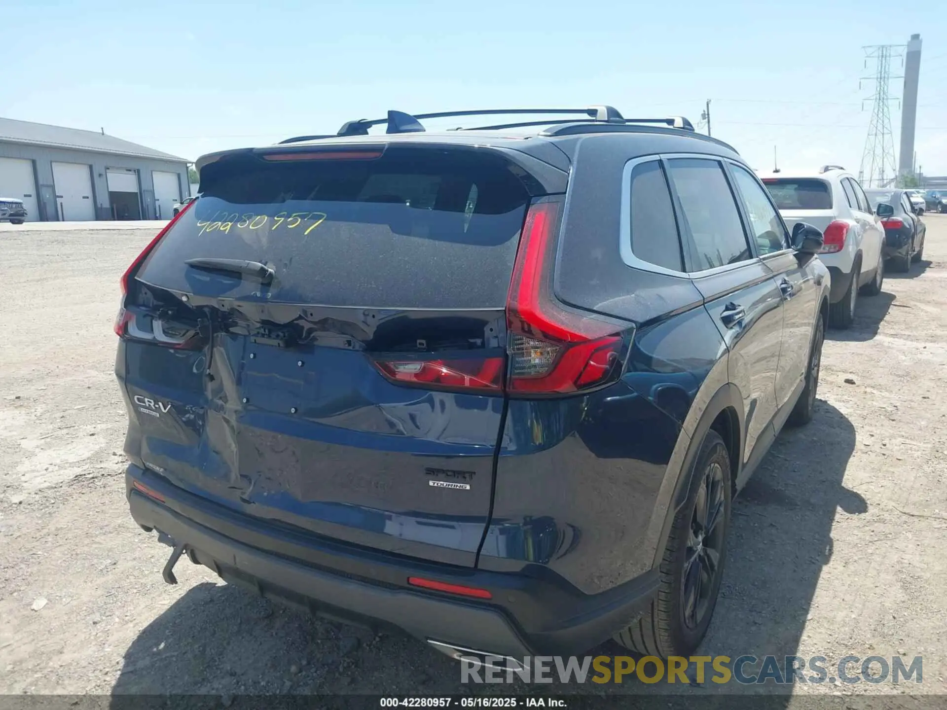 4 Photograph of a damaged car 7FARS6H94SE038105 HONDA CR-V HYBRID 2025