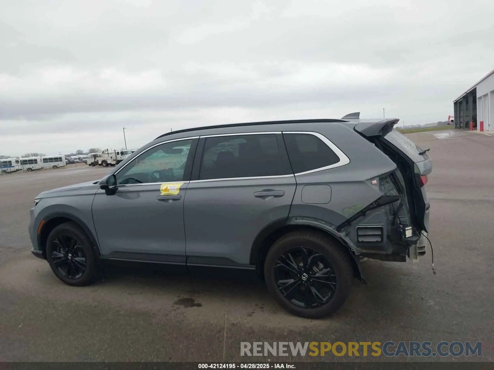 15 Photograph of a damaged car 7FARS6H96SE033701 HONDA CR-V HYBRID 2025
