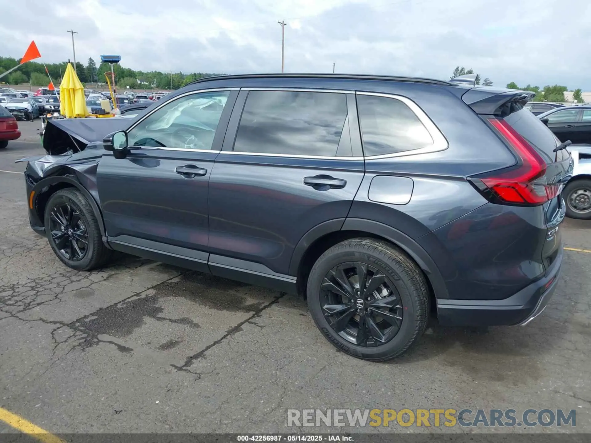 3 Photograph of a damaged car 7FARS6H96SE088004 HONDA CR-V HYBRID 2025