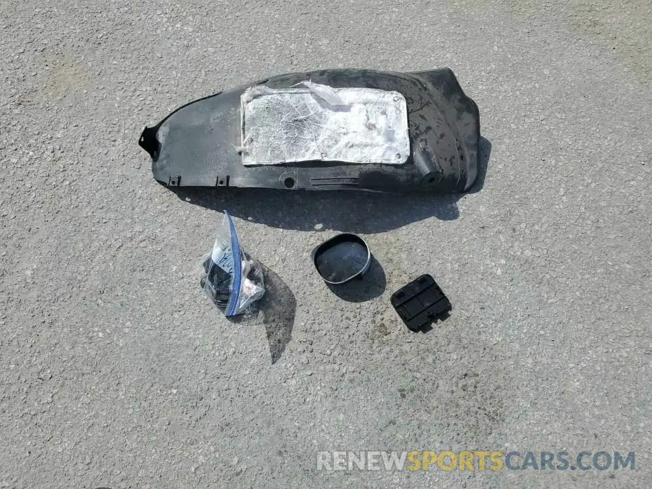 13 Photograph of a damaged car 7FARW1H89HE037202 HONDA CRV 2017