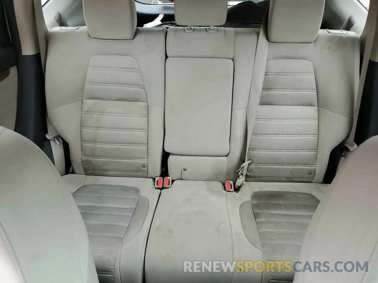 10 Photograph of a damaged car 2HKRW1H50KH502072 HONDA CRV 2019