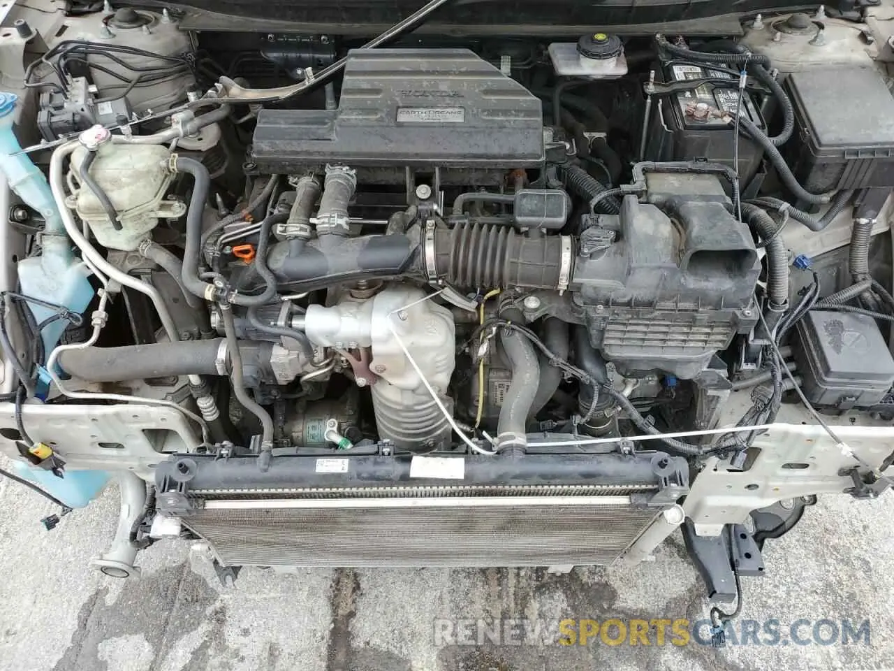 12 Photograph of a damaged car 2HKRW1H50KH502072 HONDA CRV 2019
