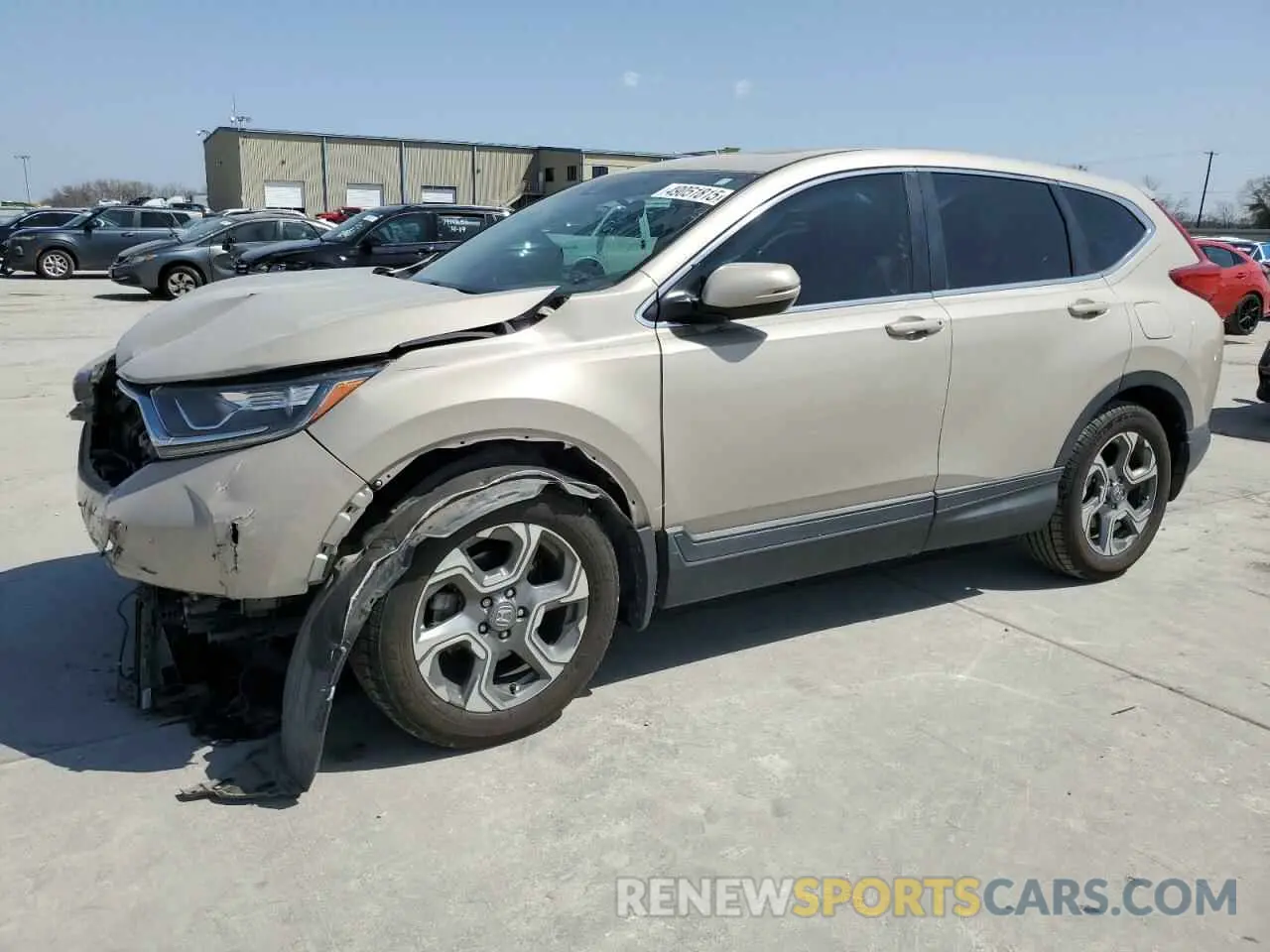 1 Photograph of a damaged car 2HKRW1H50KH502878 HONDA CRV 2019
