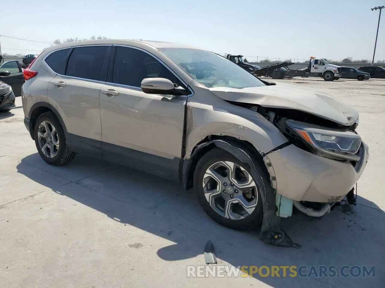 4 Photograph of a damaged car 2HKRW1H50KH502878 HONDA CRV 2019
