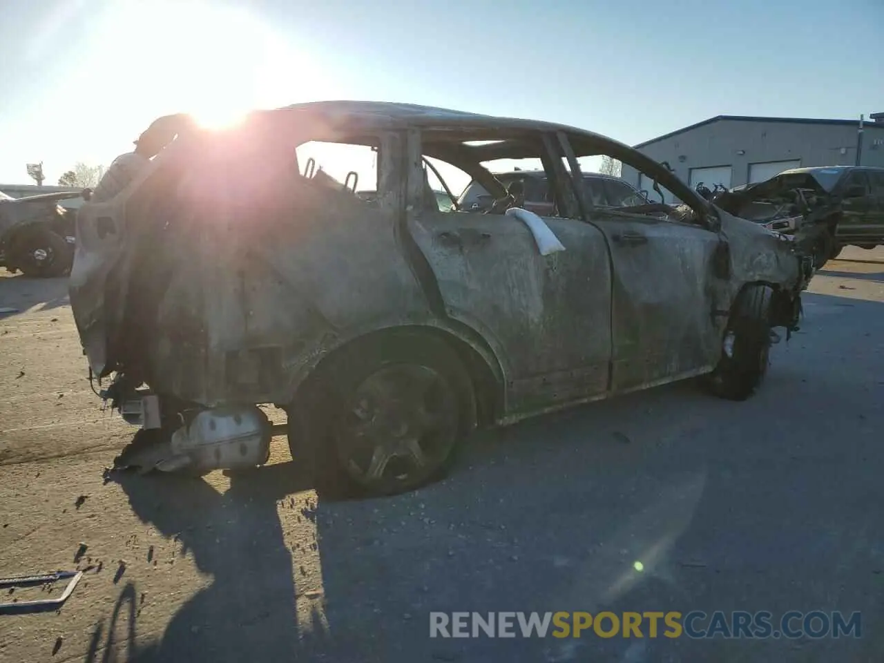 3 Photograph of a damaged car 2HKRW1H51KH506356 HONDA CRV 2019