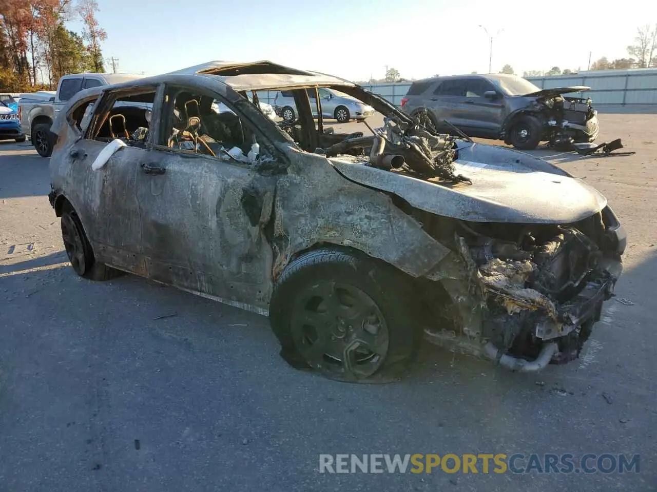 4 Photograph of a damaged car 2HKRW1H51KH506356 HONDA CRV 2019
