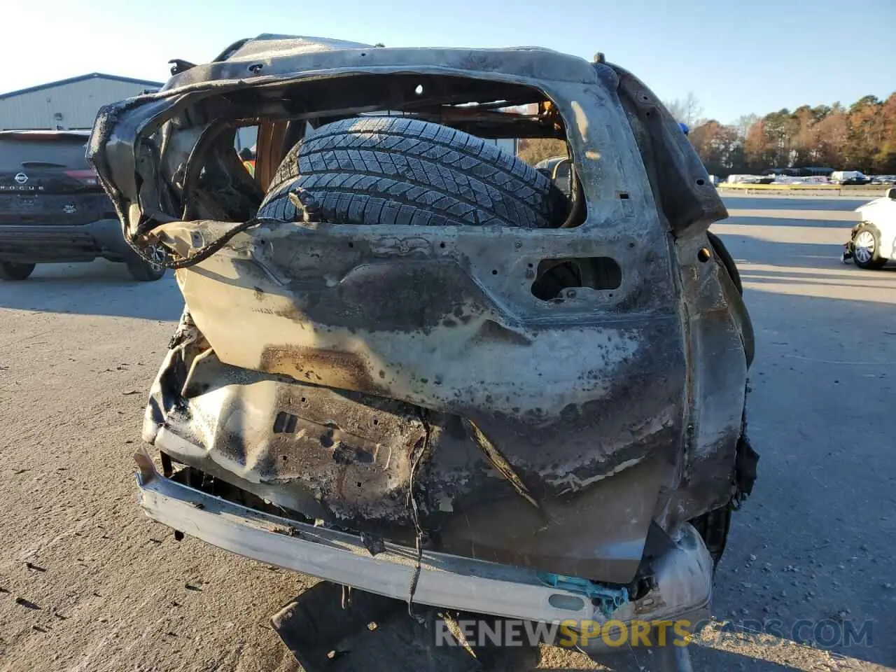 6 Photograph of a damaged car 2HKRW1H51KH506356 HONDA CRV 2019