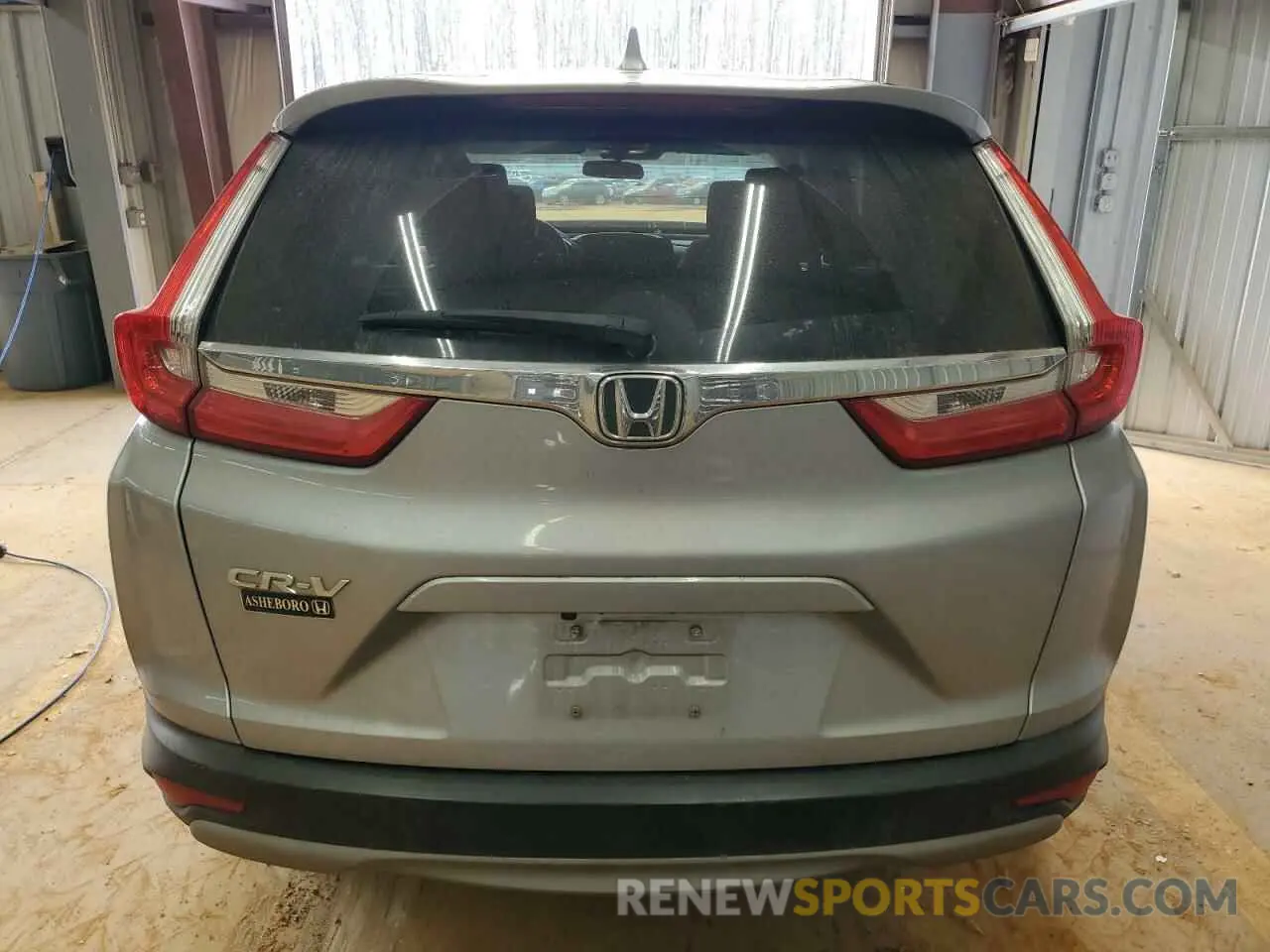 6 Photograph of a damaged car 2HKRW1H52KH512876 HONDA CRV 2019