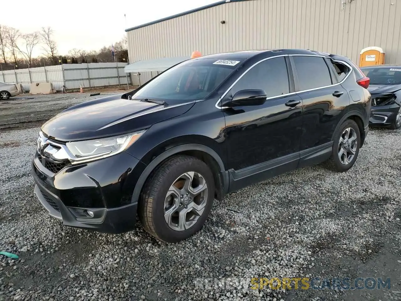 1 Photograph of a damaged car 2HKRW1H53KH513079 HONDA CRV 2019