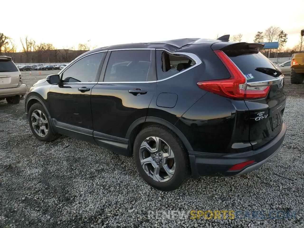 2 Photograph of a damaged car 2HKRW1H53KH513079 HONDA CRV 2019