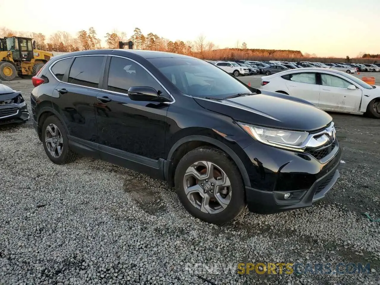 4 Photograph of a damaged car 2HKRW1H53KH513079 HONDA CRV 2019