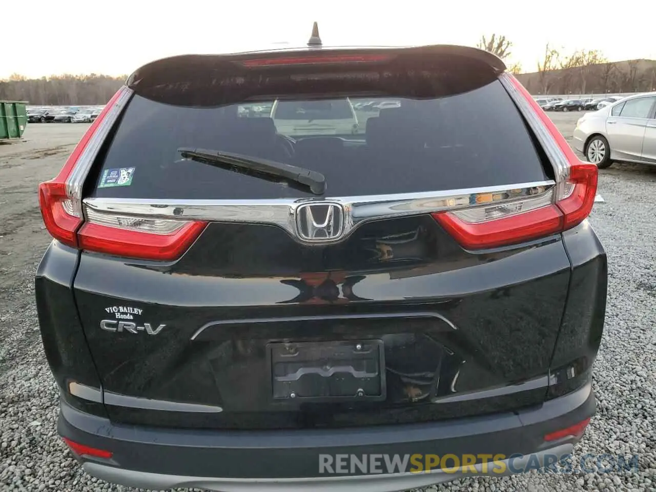6 Photograph of a damaged car 2HKRW1H53KH513079 HONDA CRV 2019
