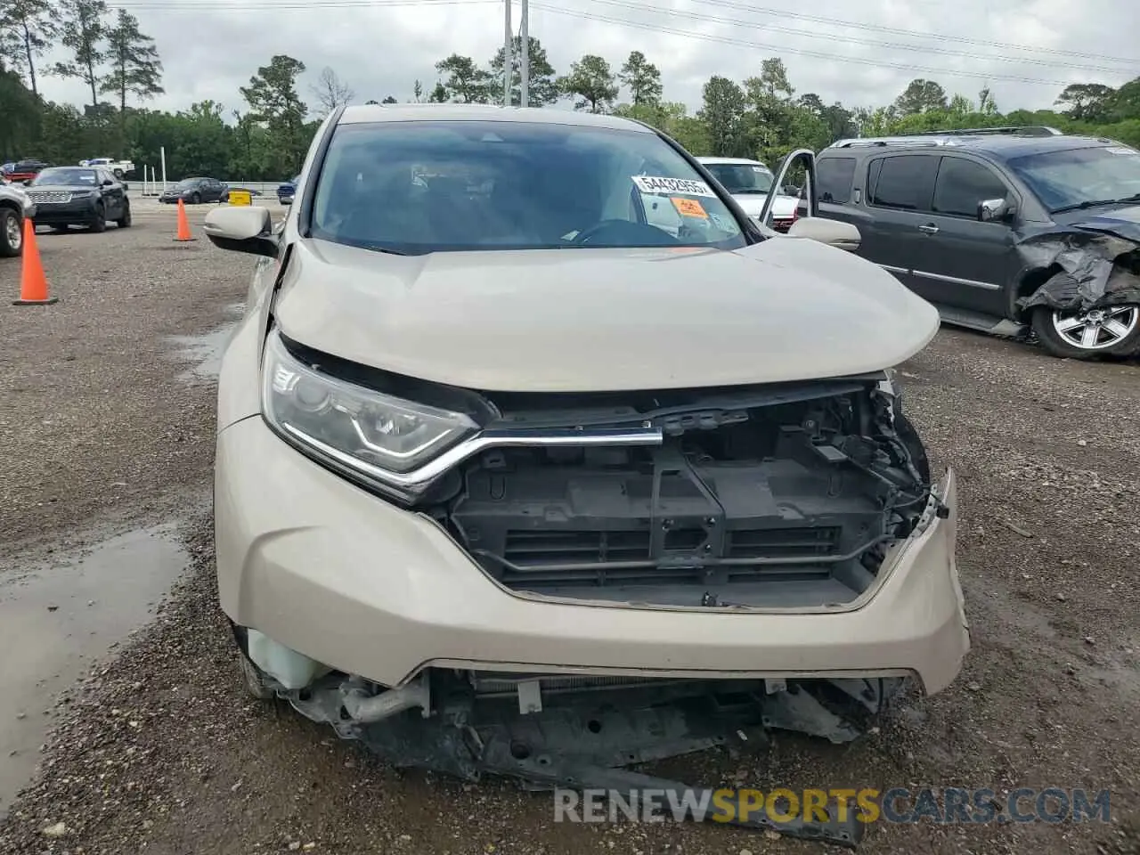 5 Photograph of a damaged car 2HKRW1H54KH502379 HONDA CRV 2019