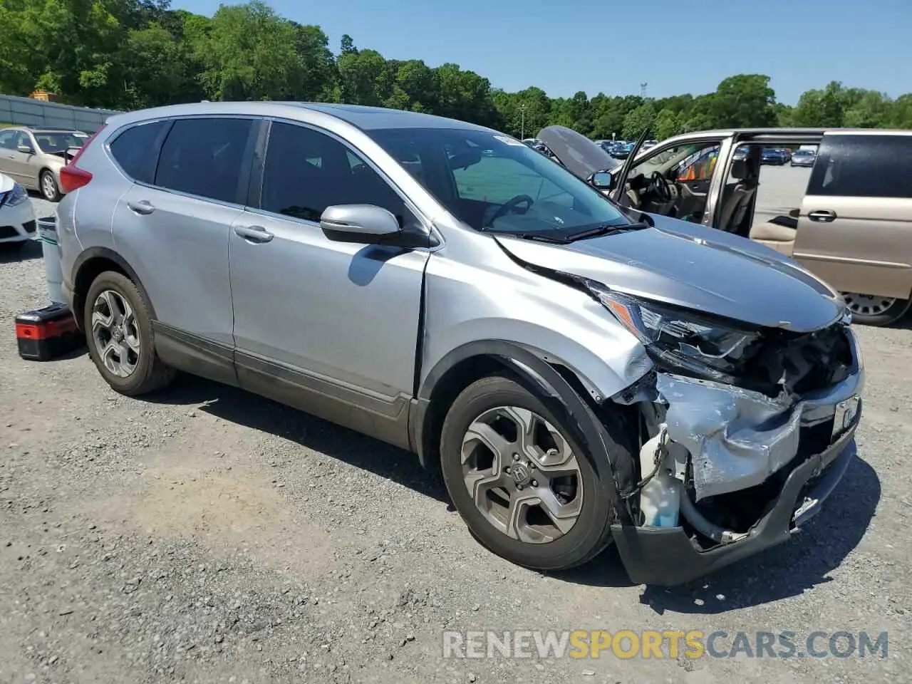 4 Photograph of a damaged car 2HKRW1H56KH515506 HONDA CRV 2019