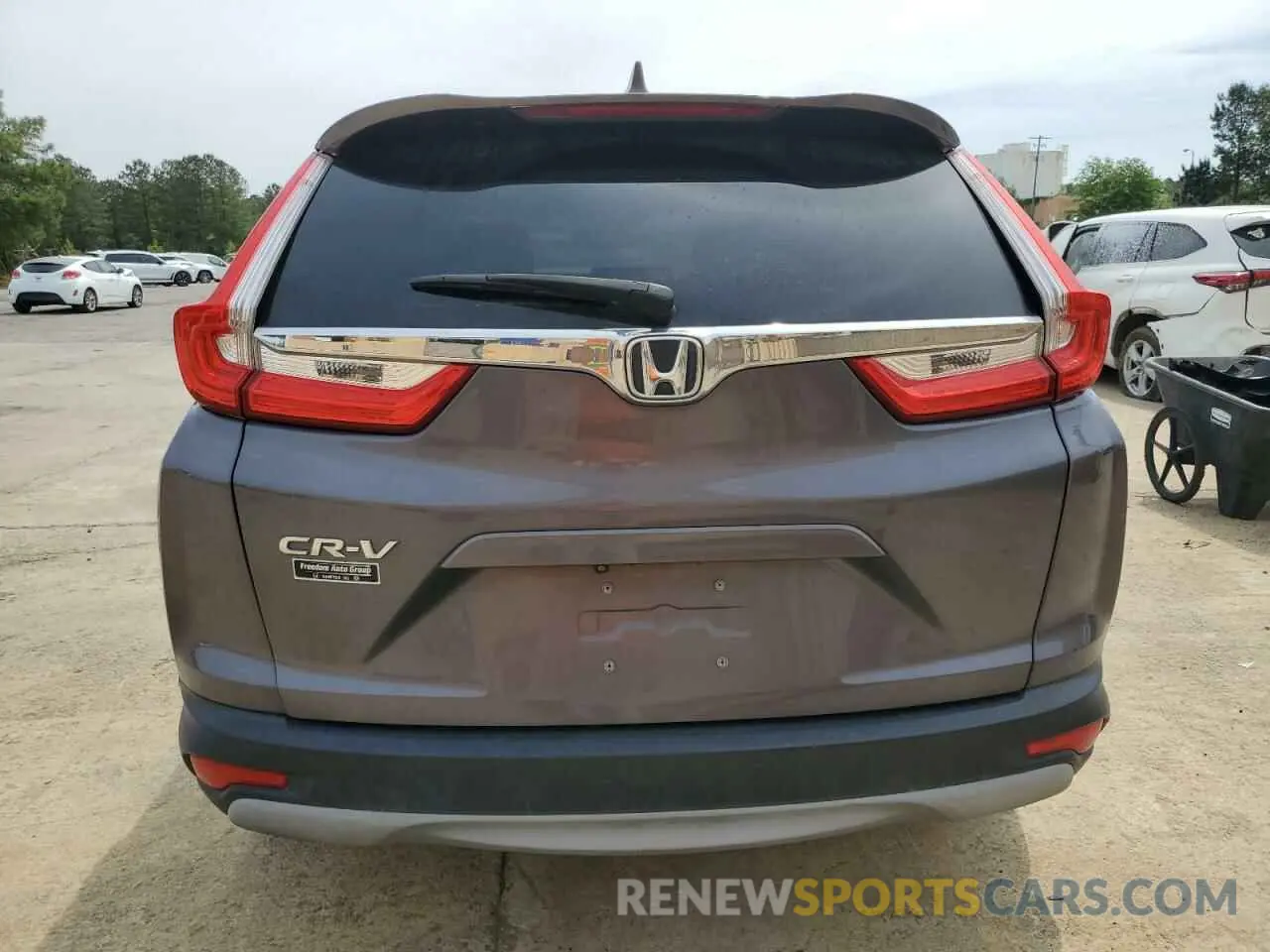 6 Photograph of a damaged car 2HKRW1H80KH507136 HONDA CRV 2019