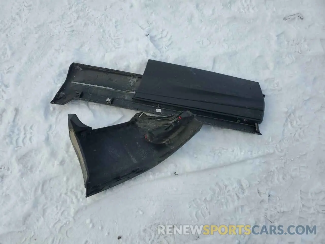 13 Photograph of a damaged car 2HKRW2H23KH123921 HONDA CRV 2019