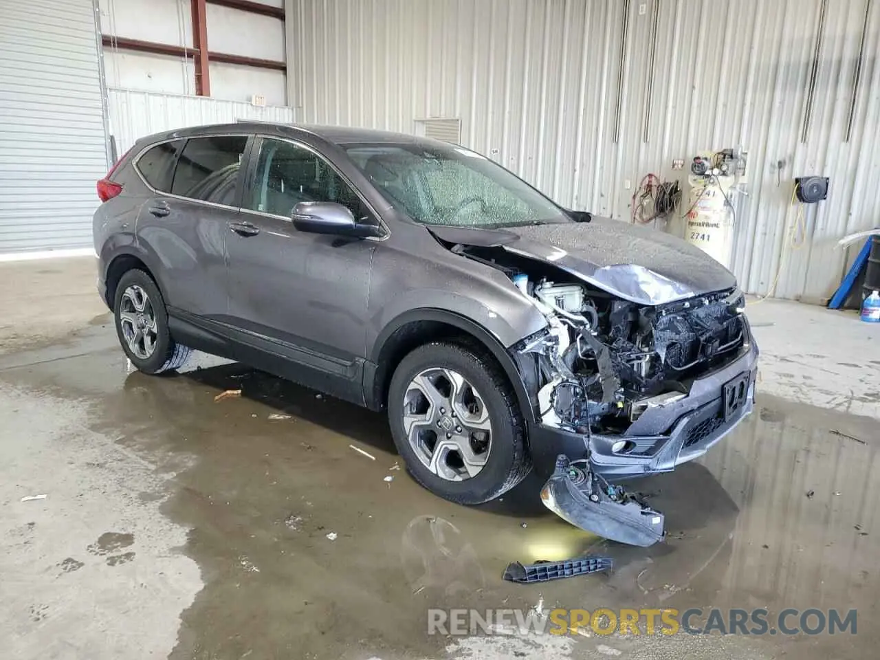 4 Photograph of a damaged car 2HKRW2H50KH630477 HONDA CRV 2019