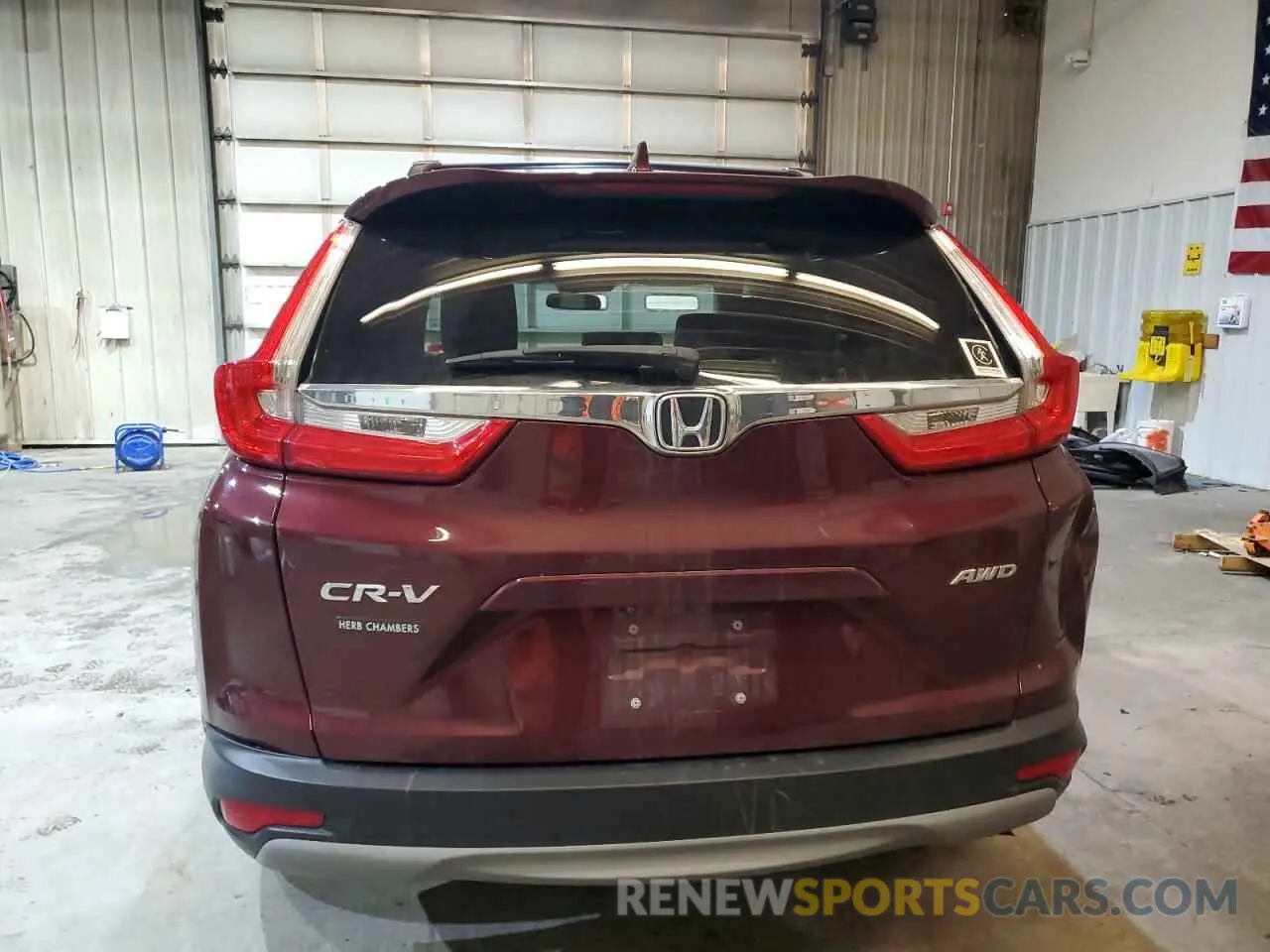6 Photograph of a damaged car 2HKRW2H50KH649501 HONDA CRV 2019