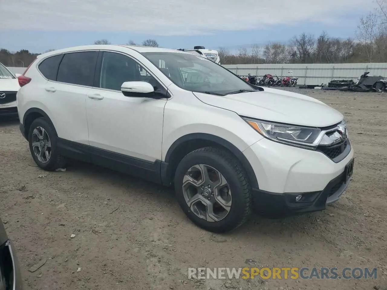 4 Photograph of a damaged car 2HKRW2H50KH673989 HONDA CRV 2019