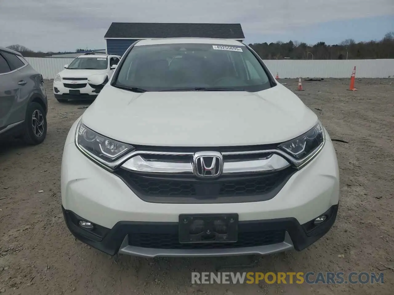 5 Photograph of a damaged car 2HKRW2H50KH673989 HONDA CRV 2019