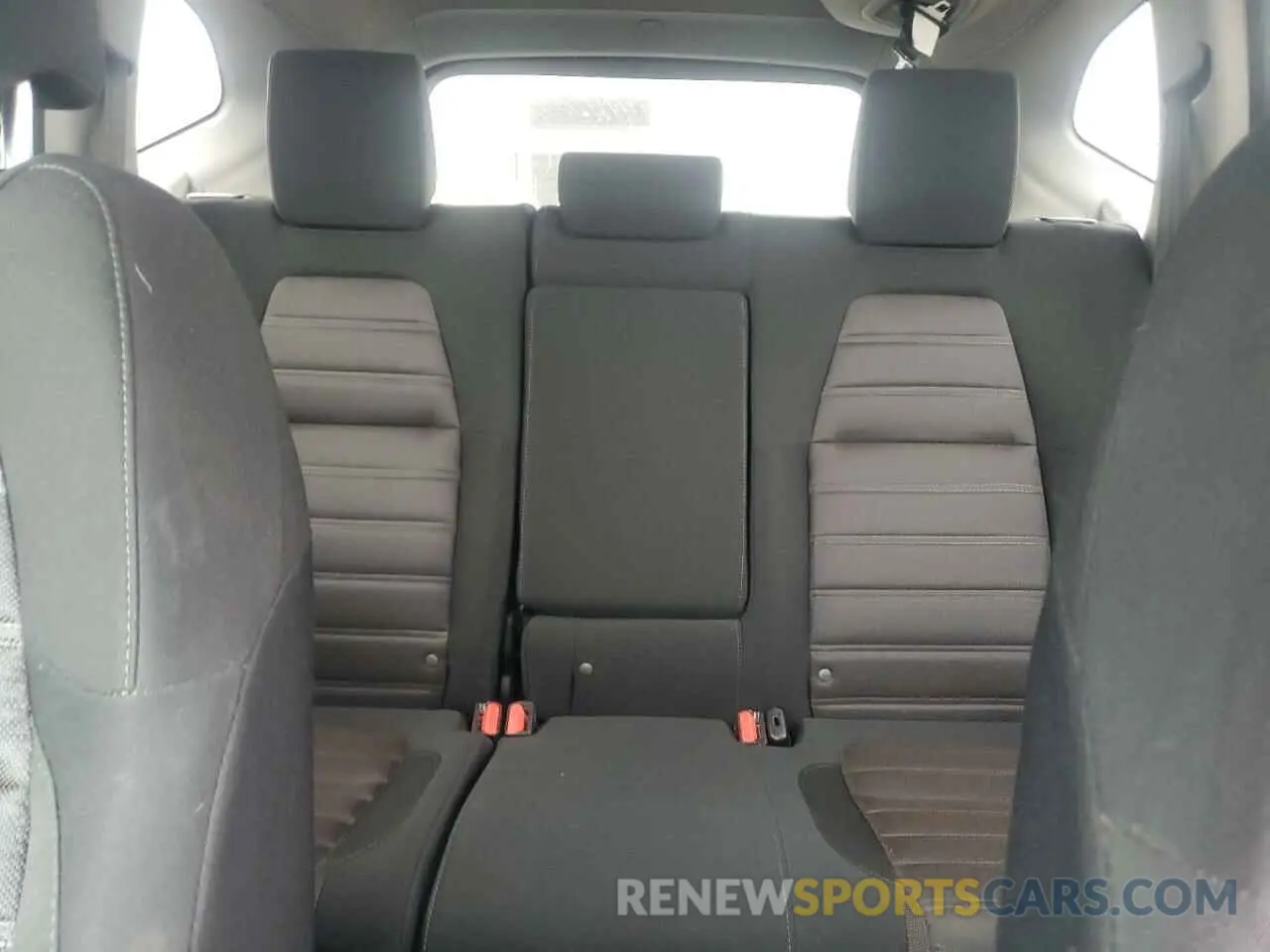 10 Photograph of a damaged car 2HKRW2H51KH609282 HONDA CRV 2019