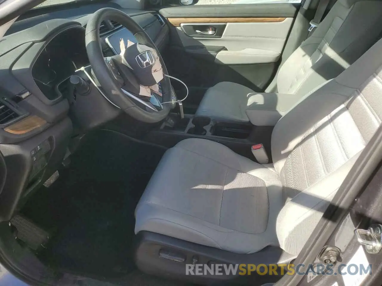7 Photograph of a damaged car 2HKRW2H51KH626714 HONDA CRV 2019